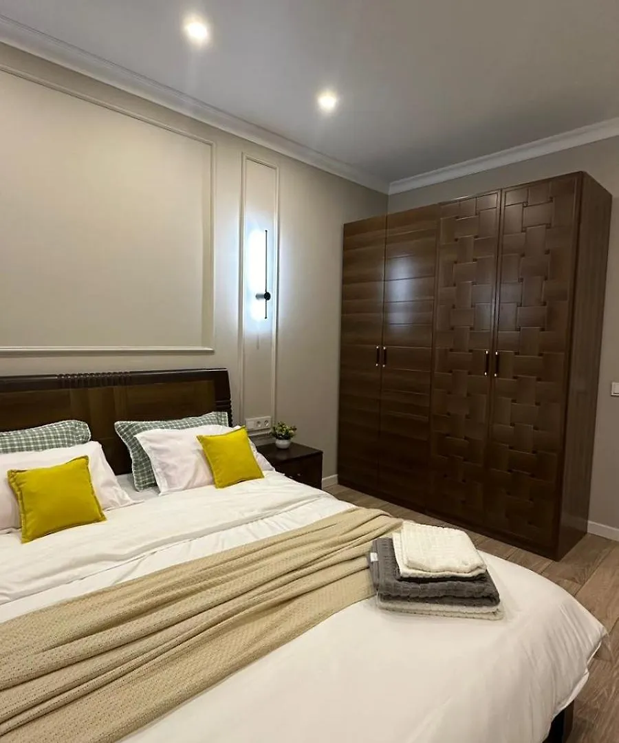 Apartments Jetisu Park Almaty Рядом С Арбатом , Тд Mega , Зеленым Базаром
