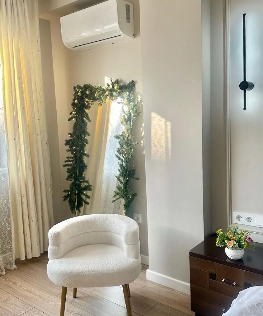 Apartments Jetisu Park Almaty Рядом С Арбатом , Тд Mega , Зеленым Базаром