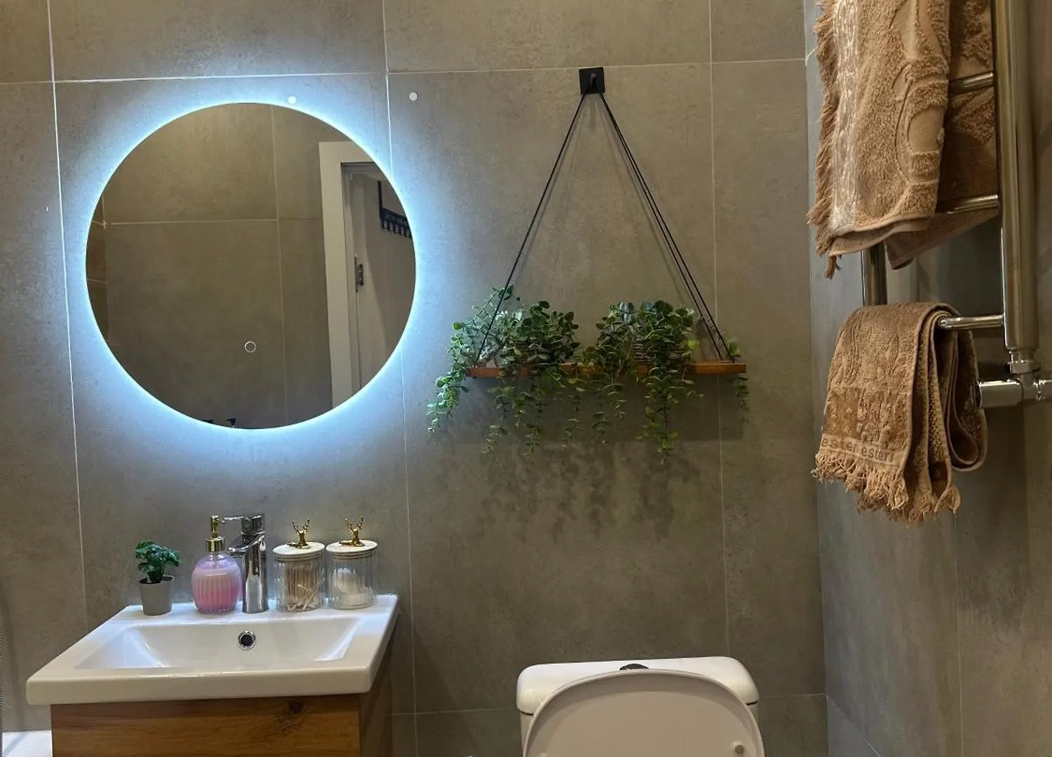 Apartments Jetisu Park Almaty Рядом С Арбатом , Тд Mega , Зеленым Базаром Kazakhstan
